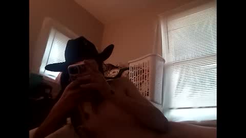 Snapshot of bigdickdaddy42023 chatting on 01-03-25, 02:51 Rooster P online show from 01-03-25, 02:51