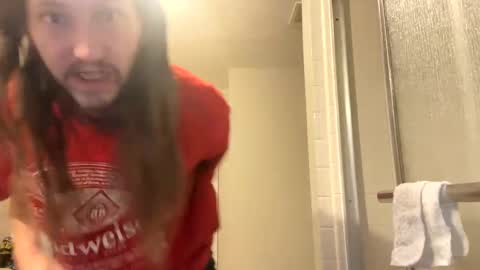 Snapshot of bigdickdaddy42023 chatting on 02-05-25, 02:37 Rooster P online show from 02-05-25, 02:37