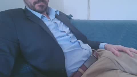 Snapshot of bigdicklikeanalsex chatting on 02-14-26, 02:25 bigcocky online show from 02-14-26, 02:25