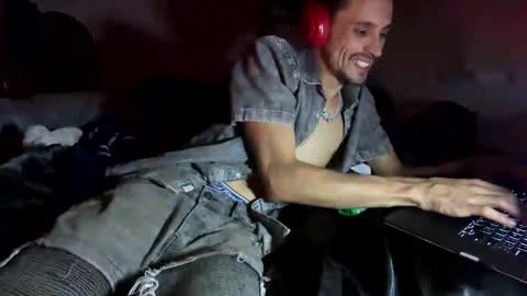 Snapshot of bigdickpapishampoo chatting on 02-03-26, 06:22 bigdickpapishampoo online show from 02-03-26, 06:22