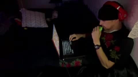 Snapshot of bigdickpapishampoo chatting on 02-10-26, 07:01 bigdickpapishampoo online show from 02-10-26, 07:01