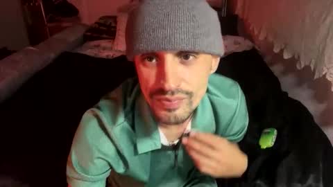 Snapshot of bigdickpapishampoo chatting on 02-13-26, 09:27 bigdickpapishampoo online show from 02-13-26, 09:27