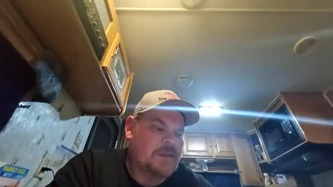 Snapshot of bigdon270222 chatting on 11-11-25, 12:32 Don online show from 11-11-25, 12:32