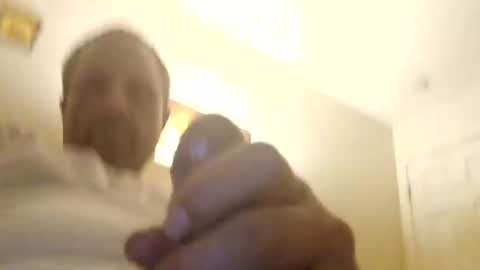 Snapshot of bigdudeg9335215 chatting on 07-18-26, 08:29 bigdudeg9335215 online show from 07-18-26, 08:29