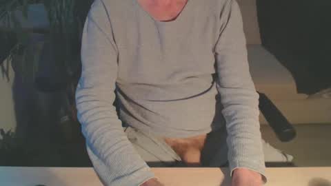 Snapshot of bigdutchenergy chatting on 03-04-26, 12:55 BigDutchEnergy online show from 03-04-26, 12:55