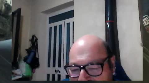 Snapshot of bigfish22222 chatting on 10-27-25, 06:23 bigfish22222 online show from 10-27-25, 06:23