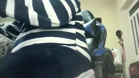 Snapshot of bigfish22222 chatting on 12-03-25, 05:15 bigfish22222 online show from 12-03-25, 05:15