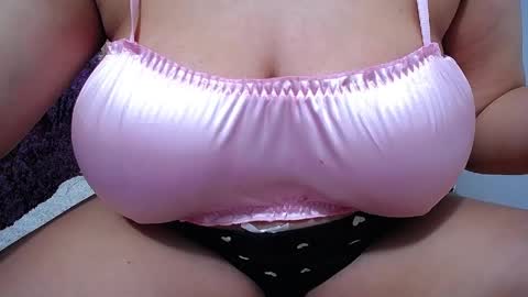  Sunny   online show from 04-07-26, 02:45