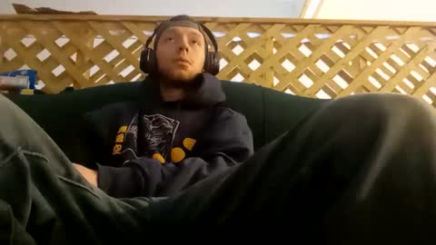 Snapshot of biggestboiiii chatting on 04-02-26, 03:09 biggestboiiii online show from 04-02-26, 03:09