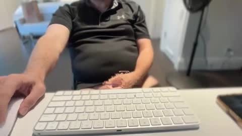 Snapshot of biggigantic26 chatting on 04-08-26, 10:10 CockWorship online show from 04-08-26, 10:10