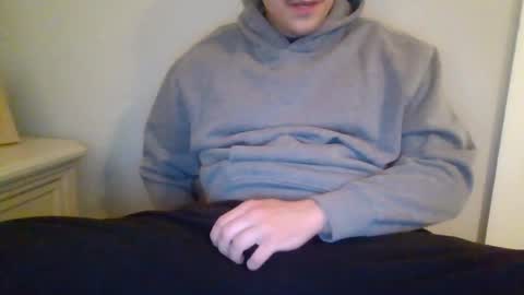 Snapshot of biggooner01 chatting on 07-16-26, 12:27 BigGooner01 online show from 07-16-26, 12:27