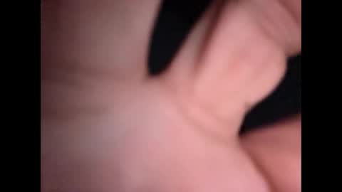 Snapshot of bigguunn chatting on 11-20-25, 11:48 bigguunn online show from 11-20-25, 11:48