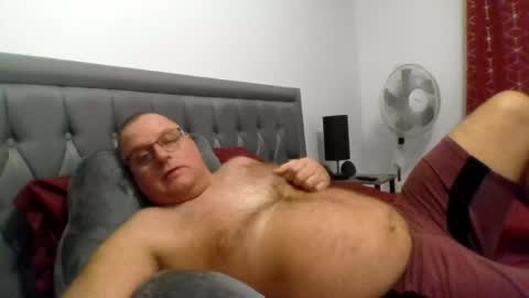 bigguy2014 online show from 11-09-25, 09:24