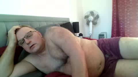 bigguy2014 online show from 02-04-26, 11:38
