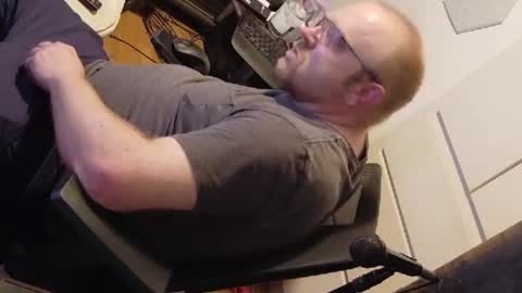 Snapshot of biggydee8989 chatting on 06-25-26, 08:52 biggydee8989 online show from 06-25-26, 08:52
