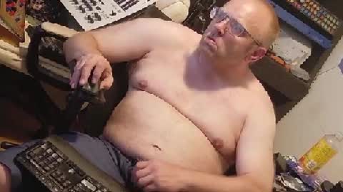 Snapshot of biggydee8989 chatting on 07-27-26, 09:49 biggydee8989 online show from 07-27-26, 09:49