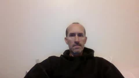 Snapshot of bighugemouthful chatting on 12-19-24, 02:56 Chaz online show from 12-19-24, 02:56