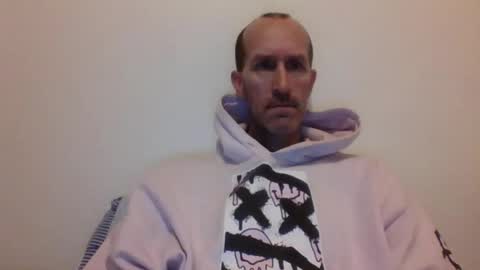 Snapshot of bighugemouthful chatting on 03-11-25, 04:54 Chaz online show from 03-11-25, 04:54