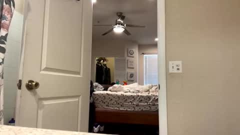 bigj0913 online show from 04-28-26, 05:40