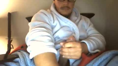 Snapshot of bigjay7713 chatting on 12-19-25, 06:20 Bigdicbear713 online show from 12-19-25, 06:20