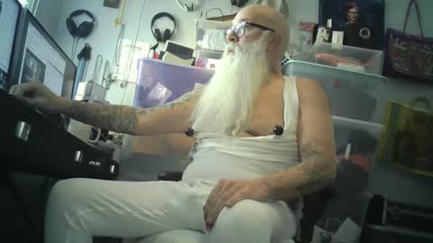 Snapshot of bigjeff01 chatting on 01-26-25, 03:58 bigjeff01 online show from 01-26-25, 03:58