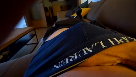 Snapshot of biglolli1 chatting on 09-10-25, 09:04 biglolli1 online show from 09-10-25, 09:04