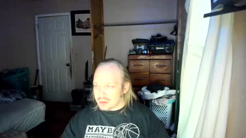 bigmike20129020 online show from 02-17-25, 12:10