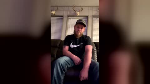 Snapshot of bigmike606420 chatting on 03-02-26, 01:19 Bigmike online show from 03-02-26, 01:19