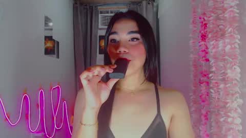 kiaaannaaaa online show from 05-13-26, 01:14