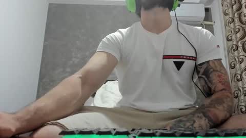bigmuscles95 online show from 06-01-26, 10:22
