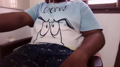 Snapshot of bignaturaldesi chatting on 12-14-25, 12:21 bignaturaldesi online show from 12-14-25, 12:21