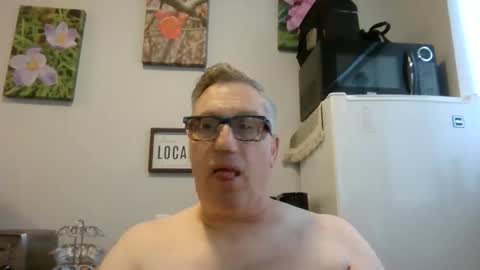 Snapshot of bignhard_69 chatting on 03-20-26, 04:23 BignHard online show from 03-20-26, 04:23
