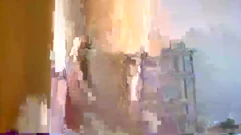 Snapshot of bignlouis chatting on 12-11-24, 09:09 Nicolas online show from 12-11-24, 09:09