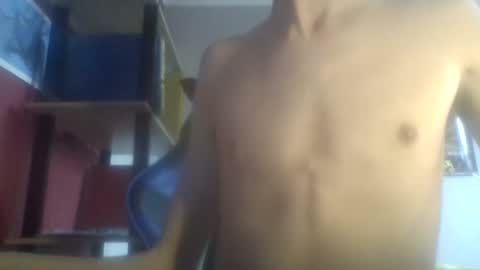 Snapshot of bignlouis chatting on 04-13-26, 12:43 Nicolas online show from 04-13-26, 12:43