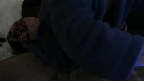 ...... online show from 01-04-25, 09:43