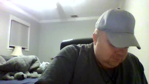 Big Red online show from 11-20-25, 03:18