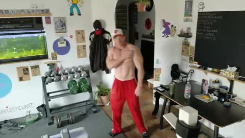 Snapshot of bigredmachine25 chatting on 11-14-25, 05:11 Jarvis online show from 11-14-25, 05:11