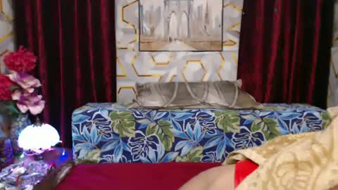 Snapshot of bigthickcock69xx chatting on 02-09-25, 08:45 sophia online show from 02-09-25, 08:45