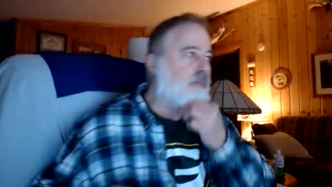 Snapshot of bigthicksatisfying2 chatting on 06-02-26, 02:46 bigthicksatisfying2 online show from 06-02-26, 02:46