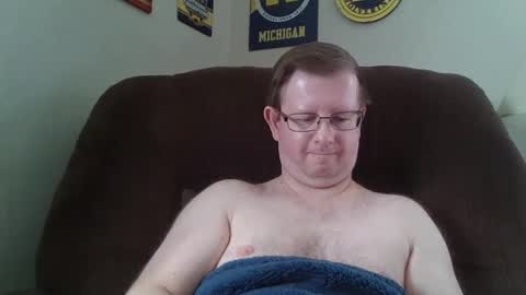 Snapshot of bigtitlover220 chatting on 03-09-25, 03:27 Jeremy online show from 03-09-25, 03:27