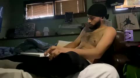 Snapshot of bigwalkdog12 chatting on 12-09-24, 05:19 Floppyphallus online show from 12-09-24, 05:19