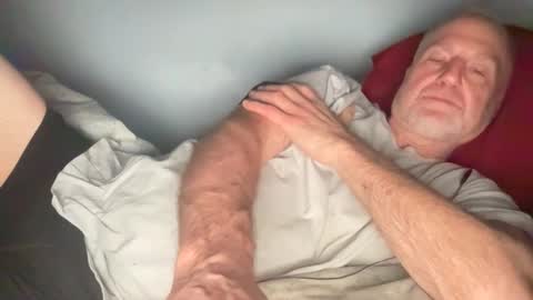 Snapshot of bigwebone chatting on 02-15-26, 05:15 Bigwebone online show from 02-15-26, 05:15