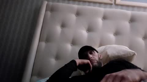 Snapshot of bigwytecock1979 chatting on 11-21-25, 08:57 bigwytecock1979 online show from 11-21-25, 08:57