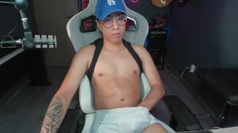 Snapshot of bigxboy96 chatting on 12-22-24, 09:44 bigxboy96 online show from 12-22-24, 09:44
