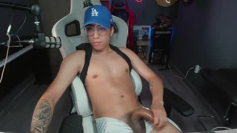 Snapshot of bigxboy96 chatting on 01-10-25, 08:48 bigxboy96 online show from 01-10-25, 08:48