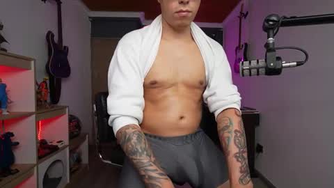 bigxboy96 online show from 11-05-25, 11:16