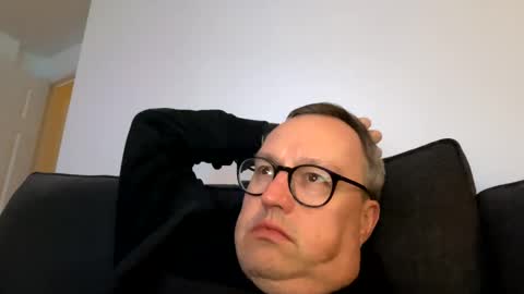 Snapshot of bihudddds chatting on 12-22-24, 05:10 Just call me master online show from 12-22-24, 05:10