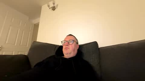 Snapshot of bihudddds chatting on 02-17-26, 10:16 Just call me master online show from 02-17-26, 10:16