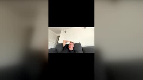 Snapshot of bihudddds chatting on 03-01-26, 08:38 Just call me master online show from 03-01-26, 08:38