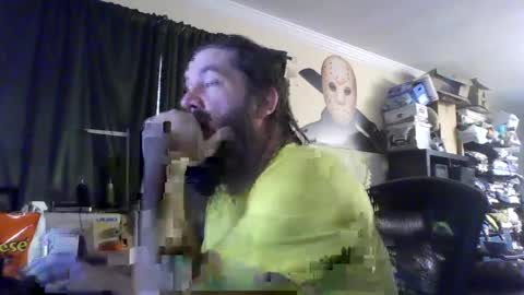 Snapshot of bihusband40 chatting on 09-18-25, 07:05 bihusband40 online show from 09-18-25, 07:05